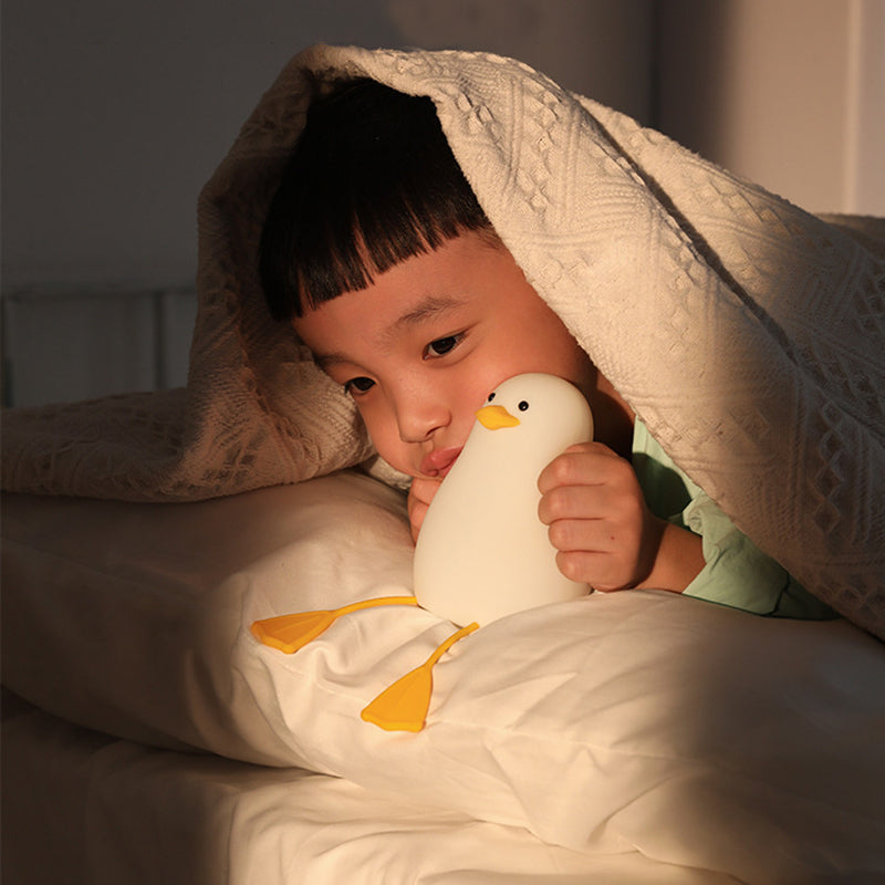 Dashing Penguin Mew LED Lamp