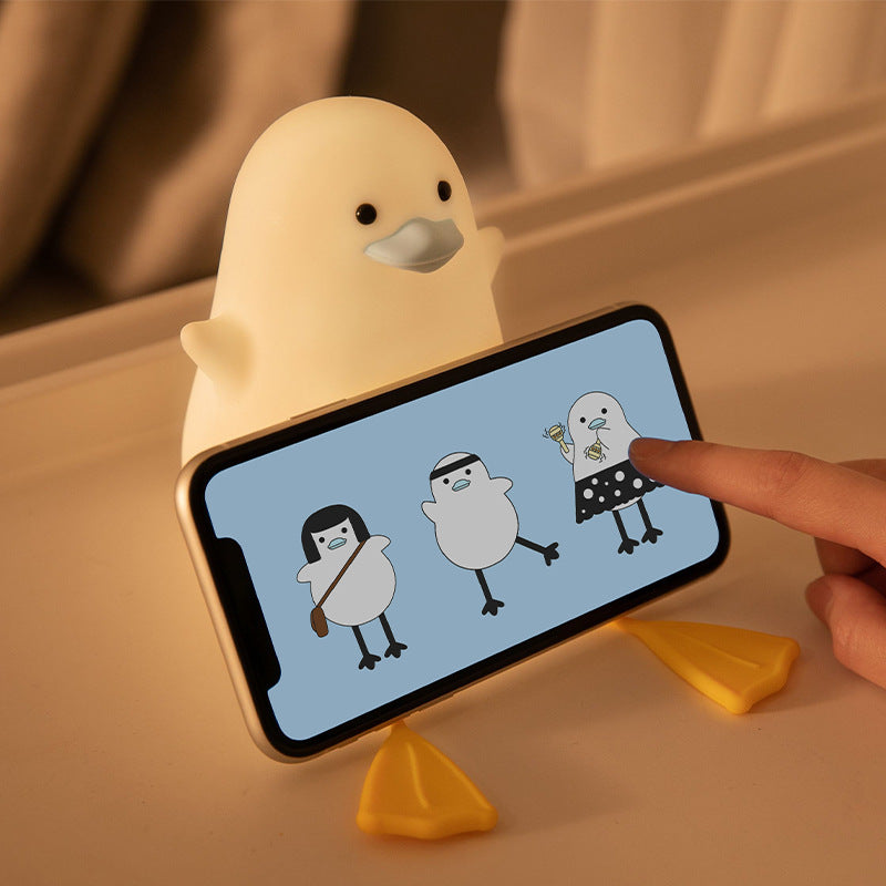 Dashing Penguin Mew LED Lamp