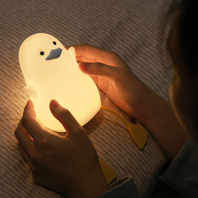 Dashing Penguin Mew LED Lamp