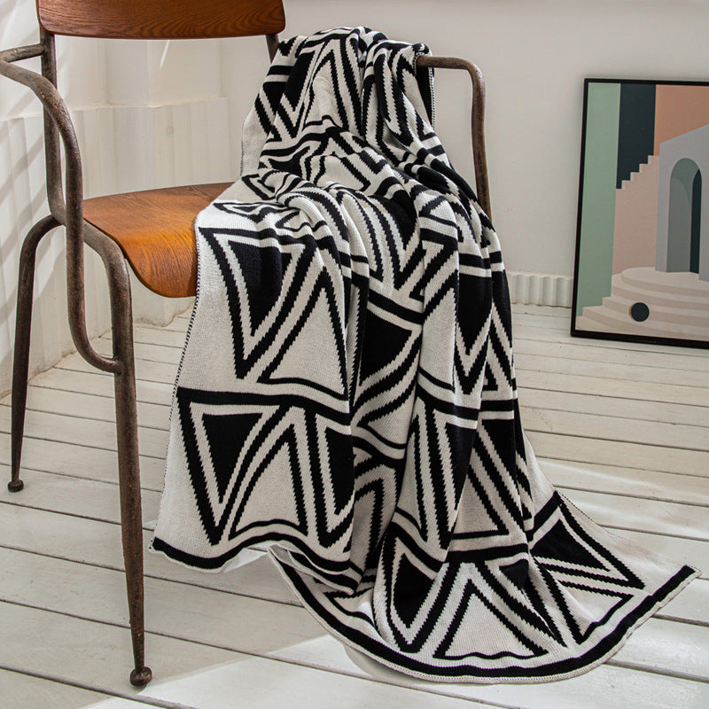 Forrest Black &amp; White Geometric Throw