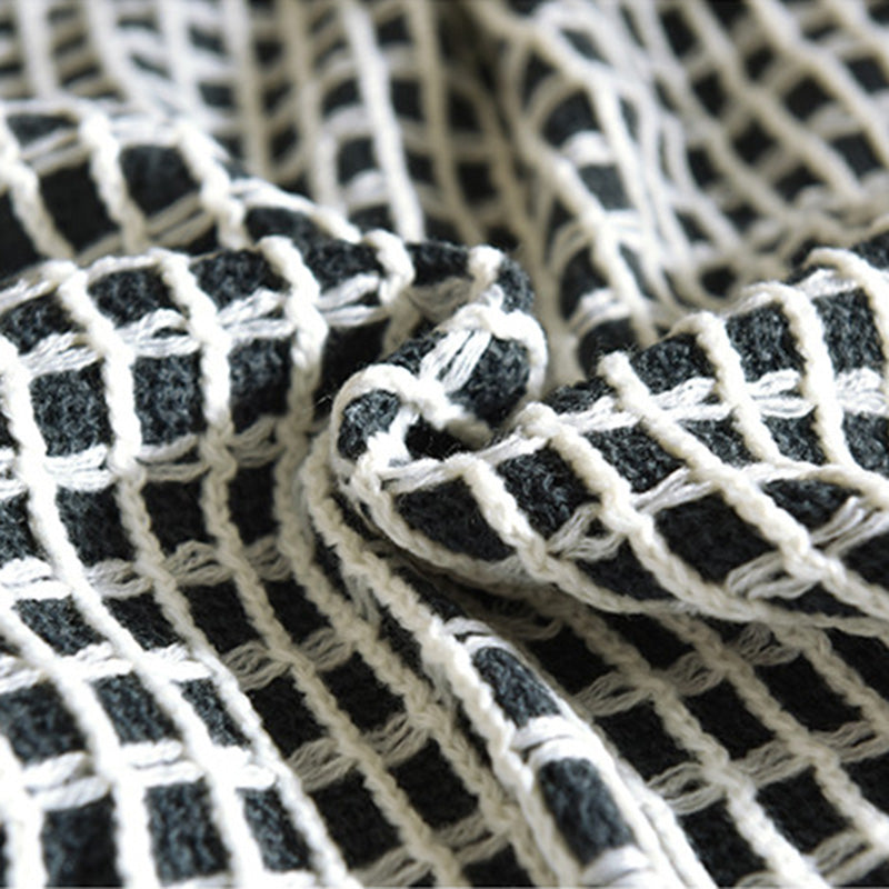 Jefferson&#39;s Mesh Throw