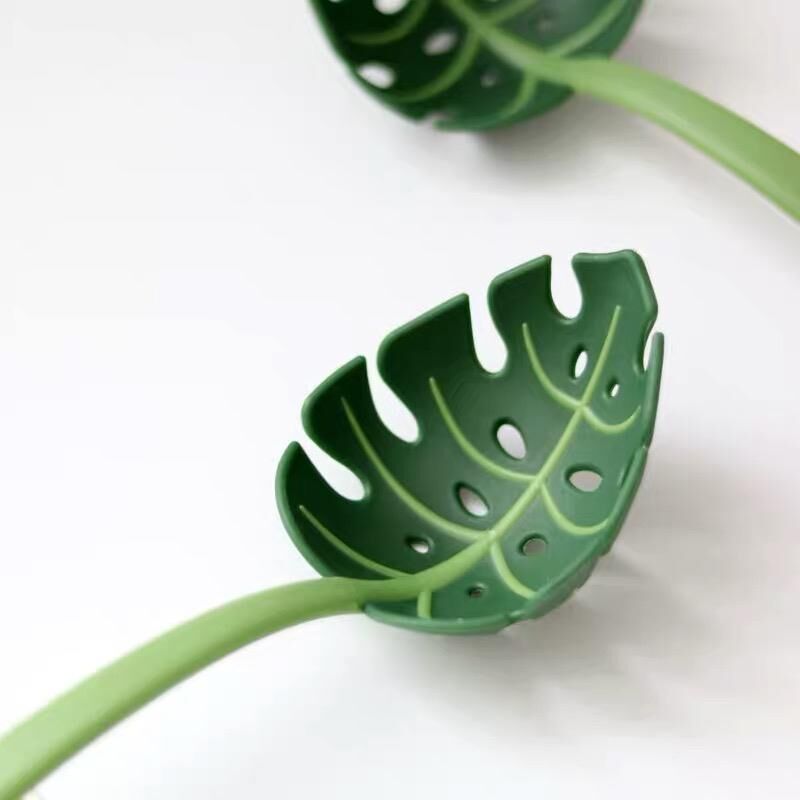 Lea Leaf Pasta Fork