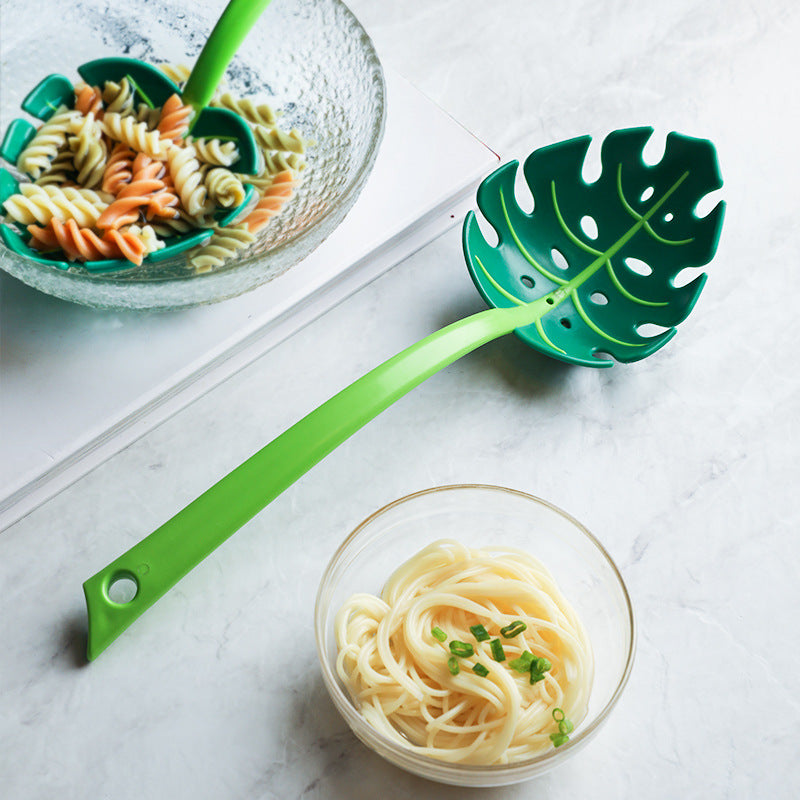 Lea Leaf Pasta Fork