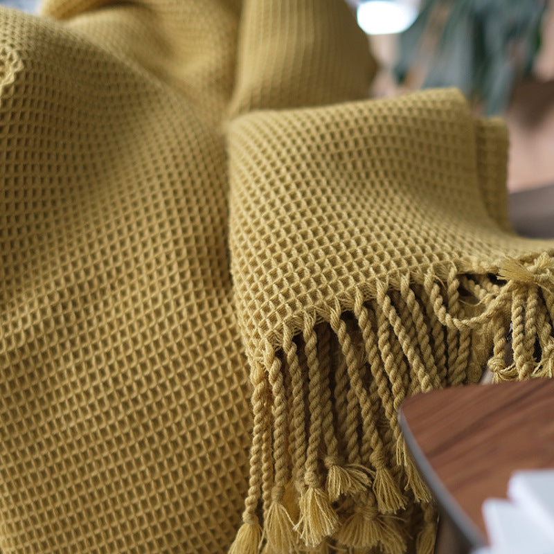 Mendoza Golden Mesh Throw