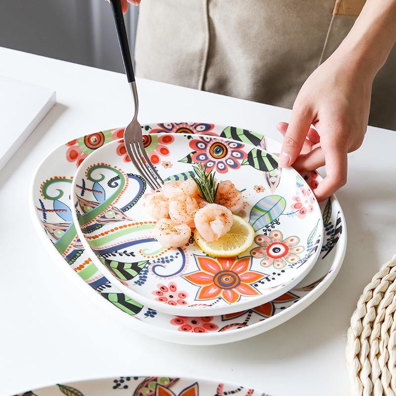 Batèk Floral Plate - TOV Collection