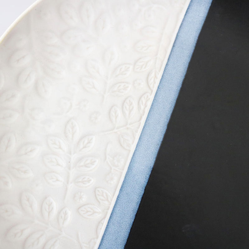 Rosy Embossed Leaves Dinner Plate