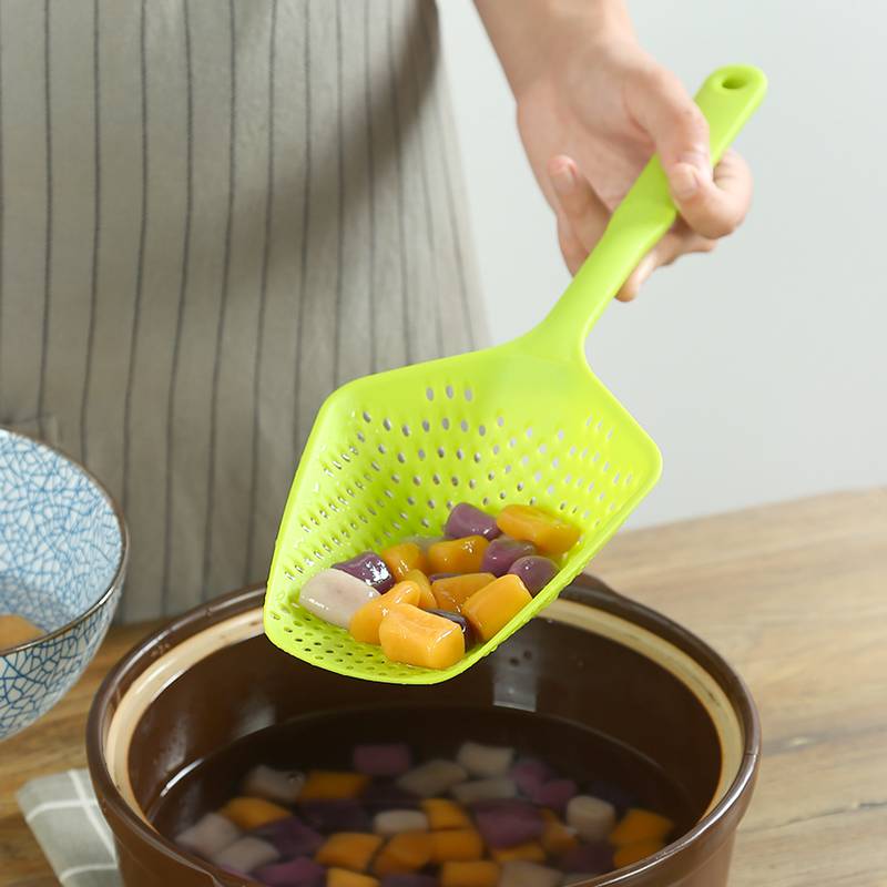 Scoop Colander
