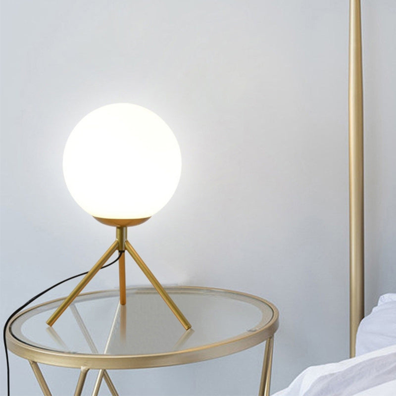 Moti Tri Table Lamp