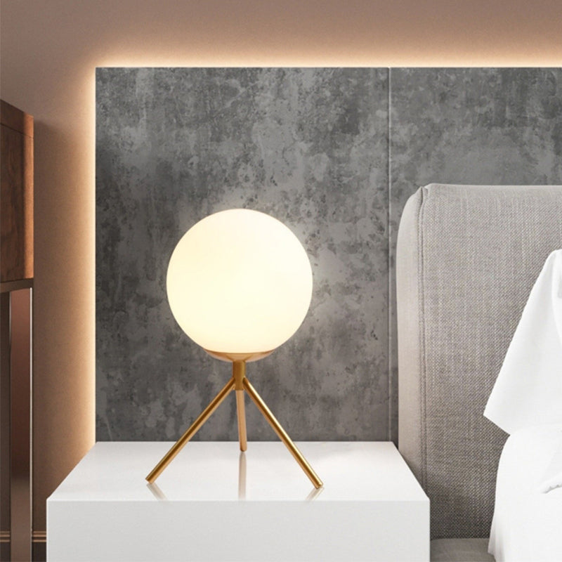 Moti Tri Table Lamp