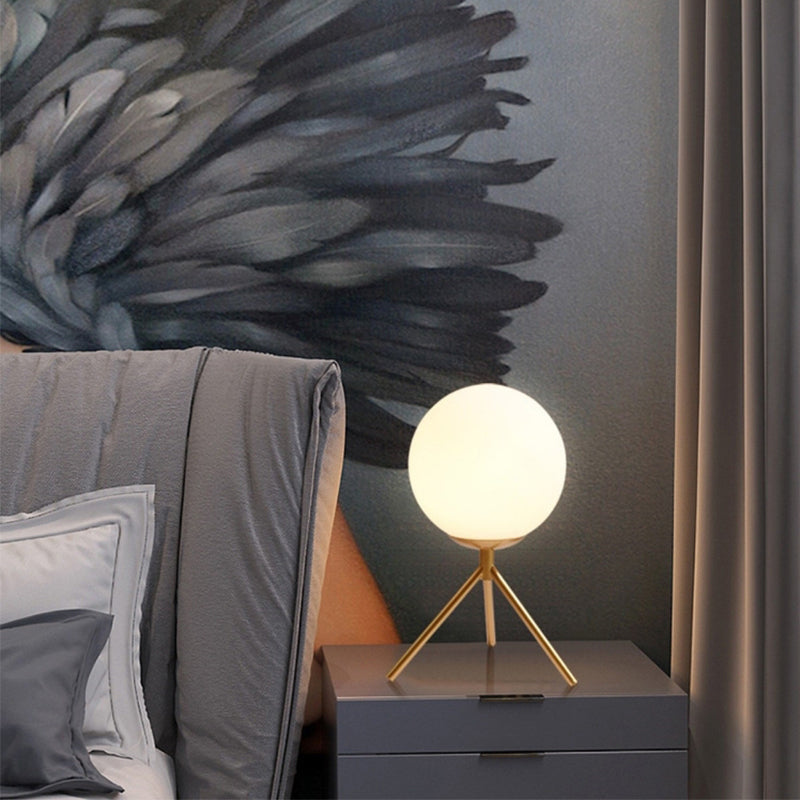 Moti Tri Table Lamp