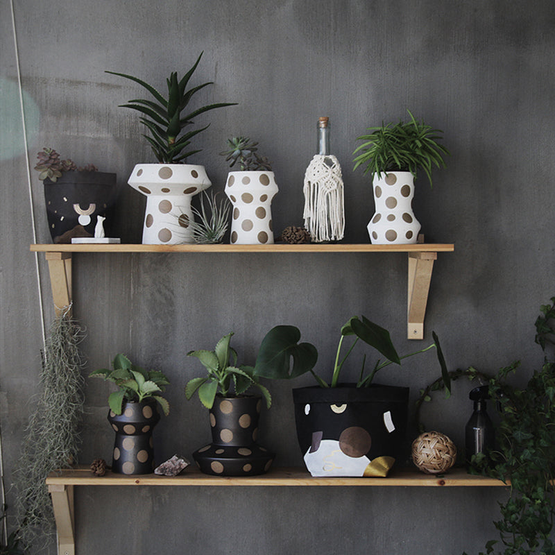 Wooken Black Planter