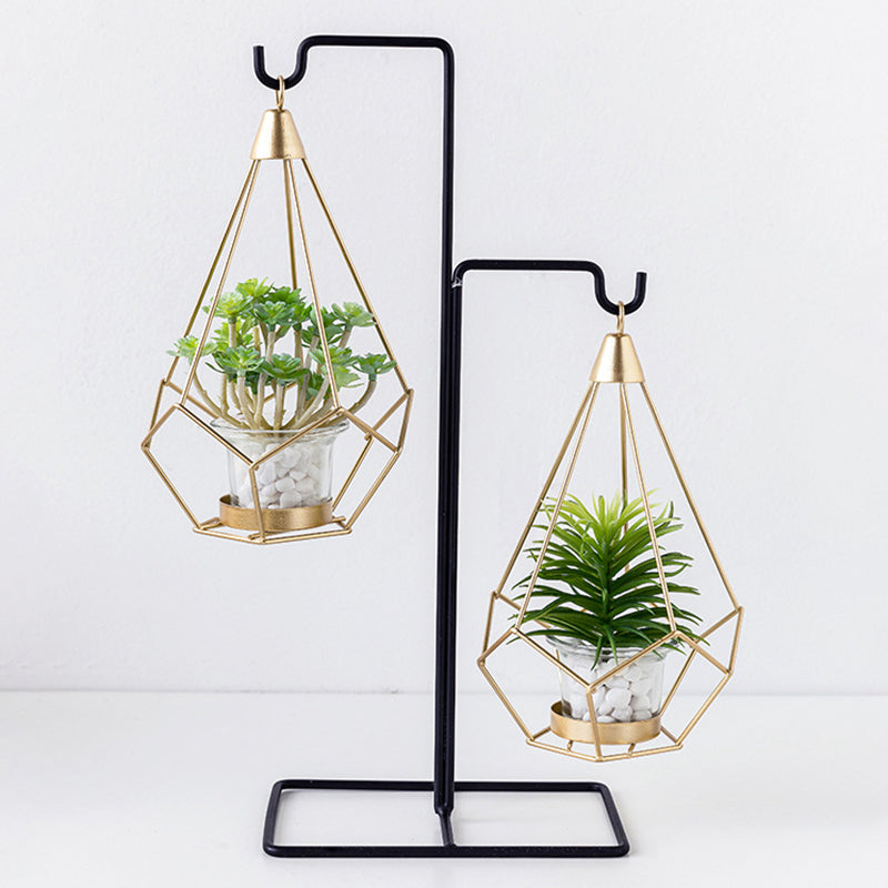 Yang&#39;s Equality Candle Holder