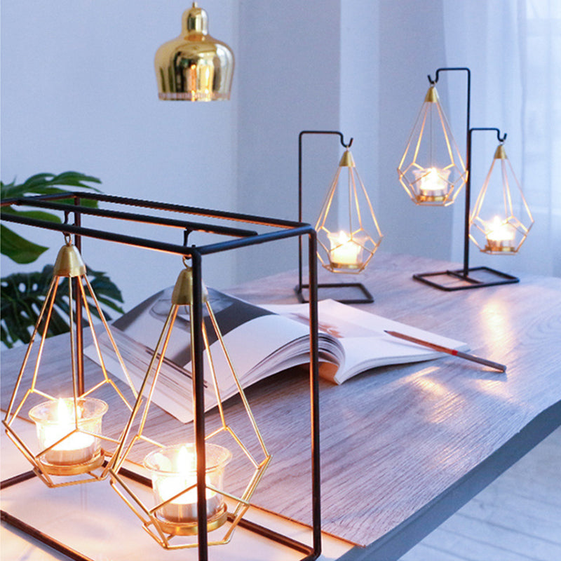 Yang&#39;s Hanging Candle Holder